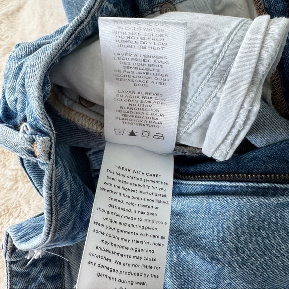 Good American Good‎ Classic Distressed Hi-Rise Jeans - Picture 12 of 12